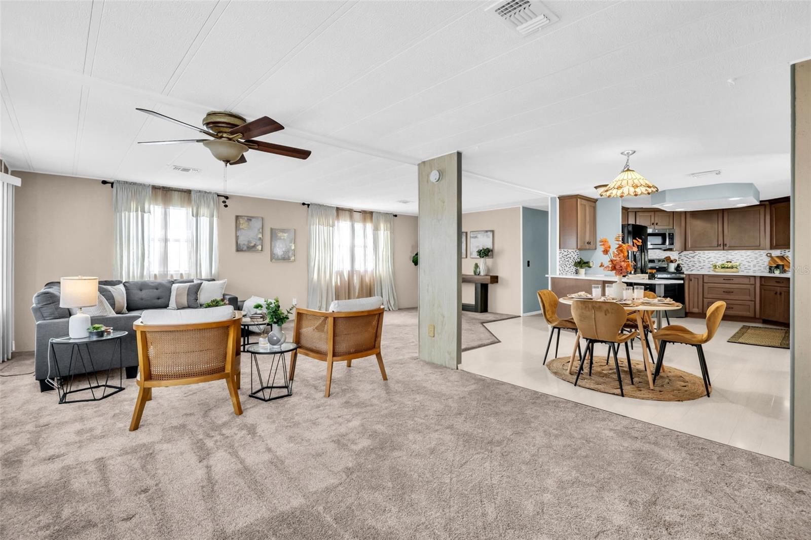 23 MOUNTAIN LAUREL DR