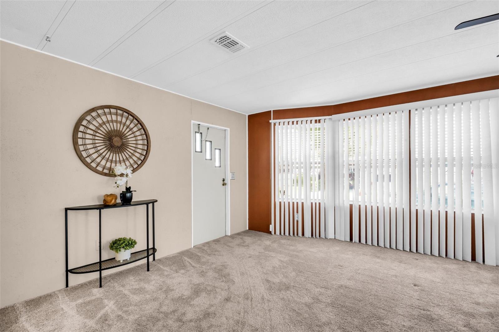 23 MOUNTAIN LAUREL DR