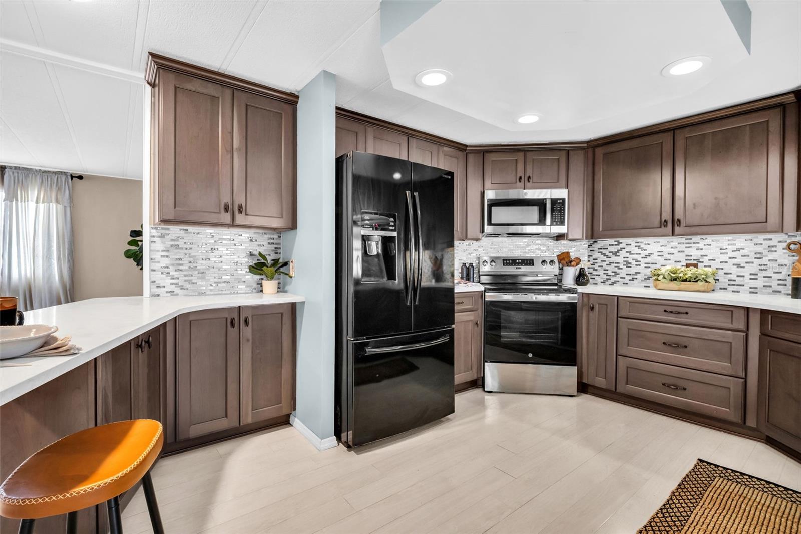 23 MOUNTAIN LAUREL DR