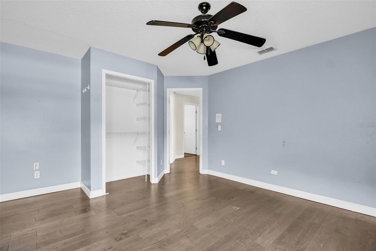 301 TAVERNIER DR