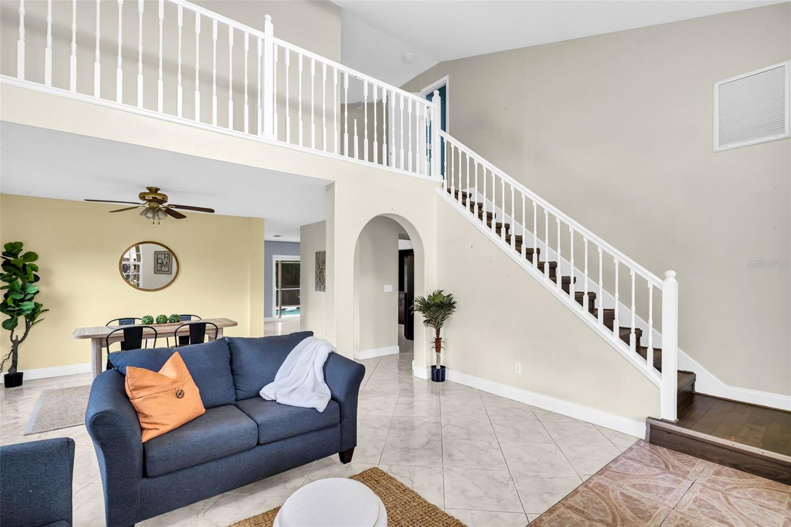 301 TAVERNIER DR