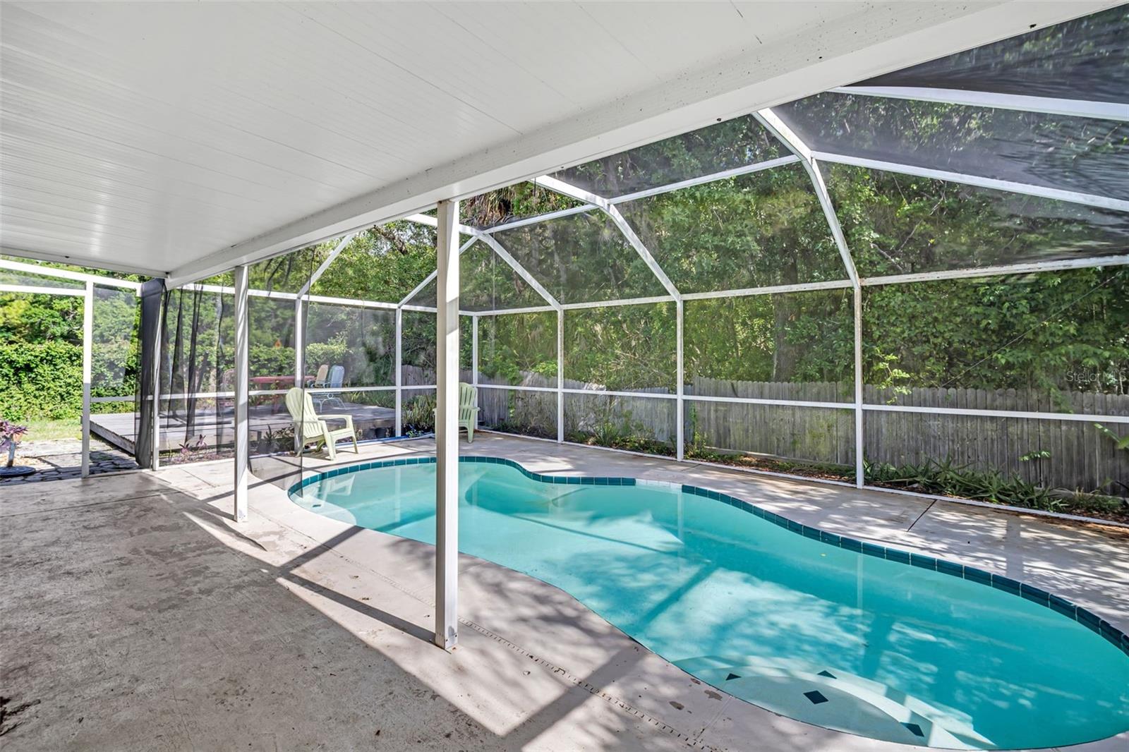 301 TAVERNIER DR