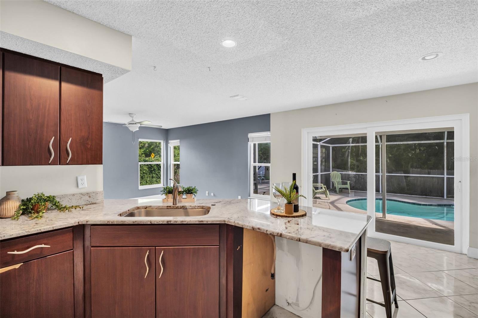 301 TAVERNIER DR