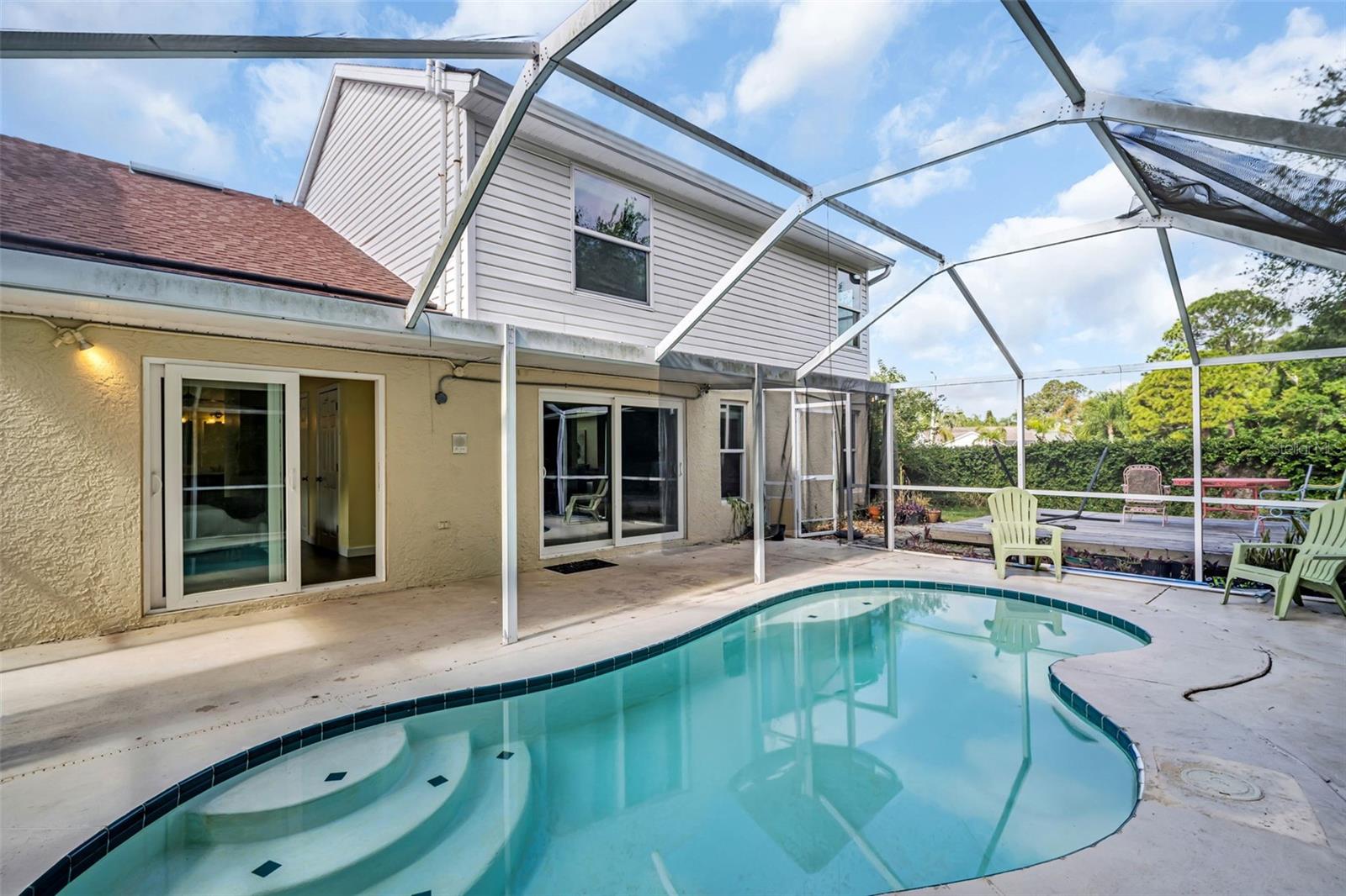 301 TAVERNIER DR