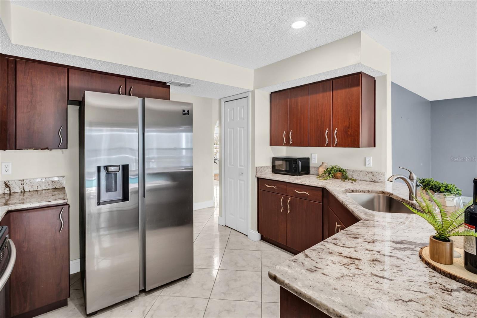 301 TAVERNIER DR