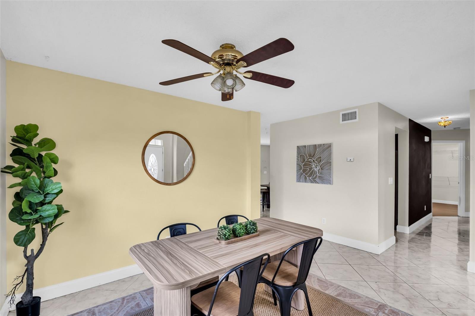 301 TAVERNIER DR