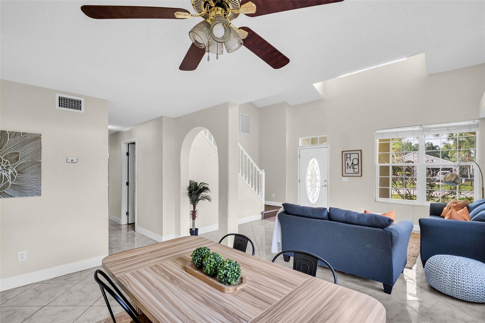 301 TAVERNIER DR