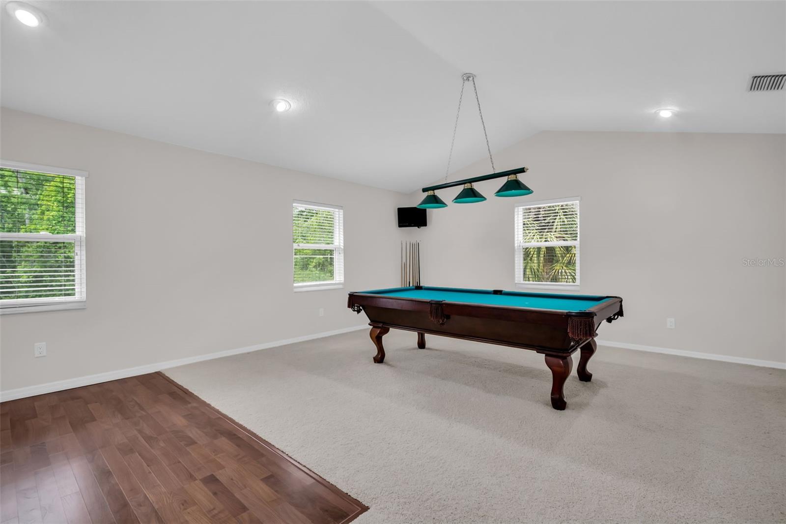 1404 EAST LAKE WOODLANDS PKWY