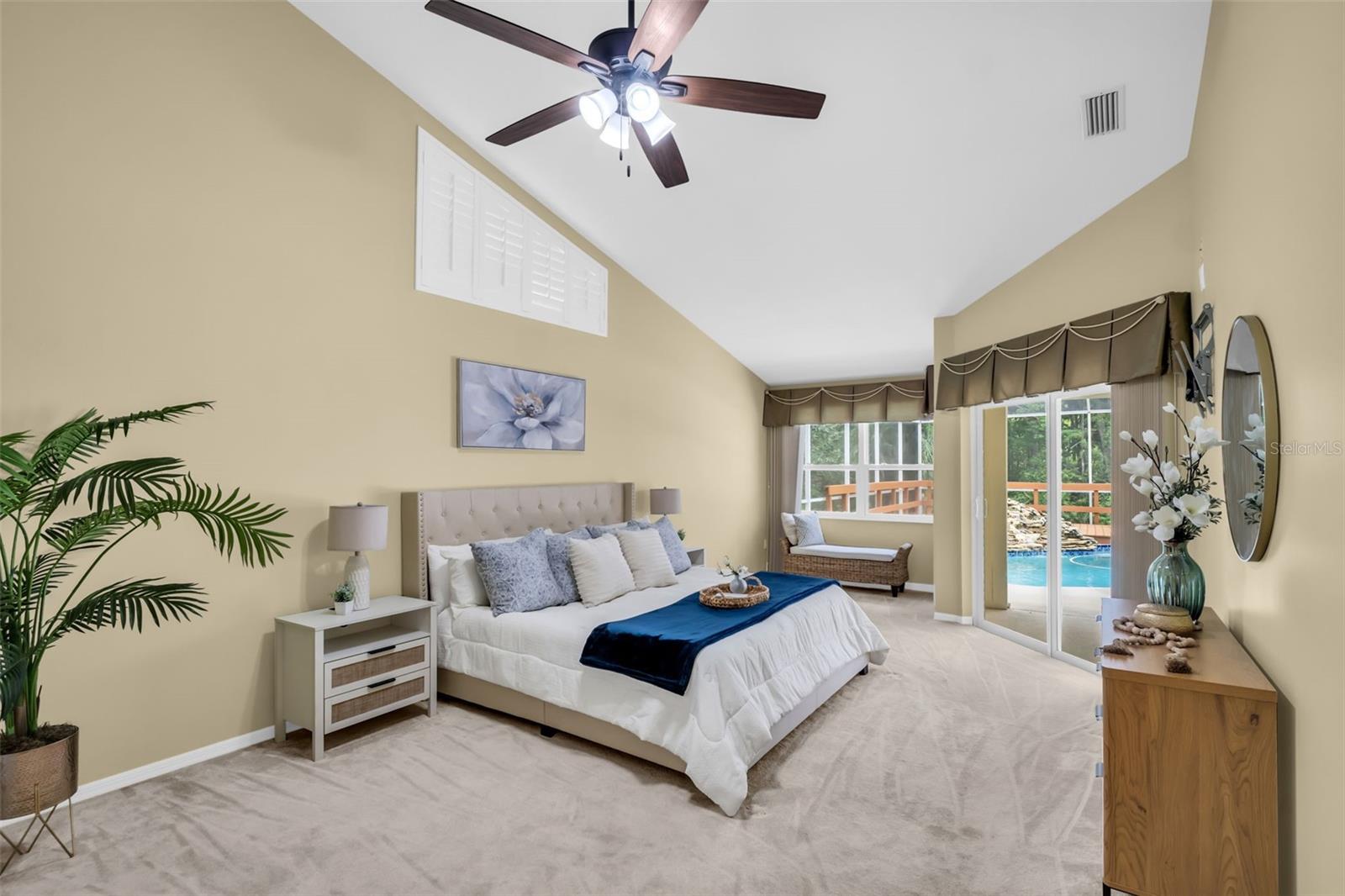 1404 EAST LAKE WOODLANDS PKWY