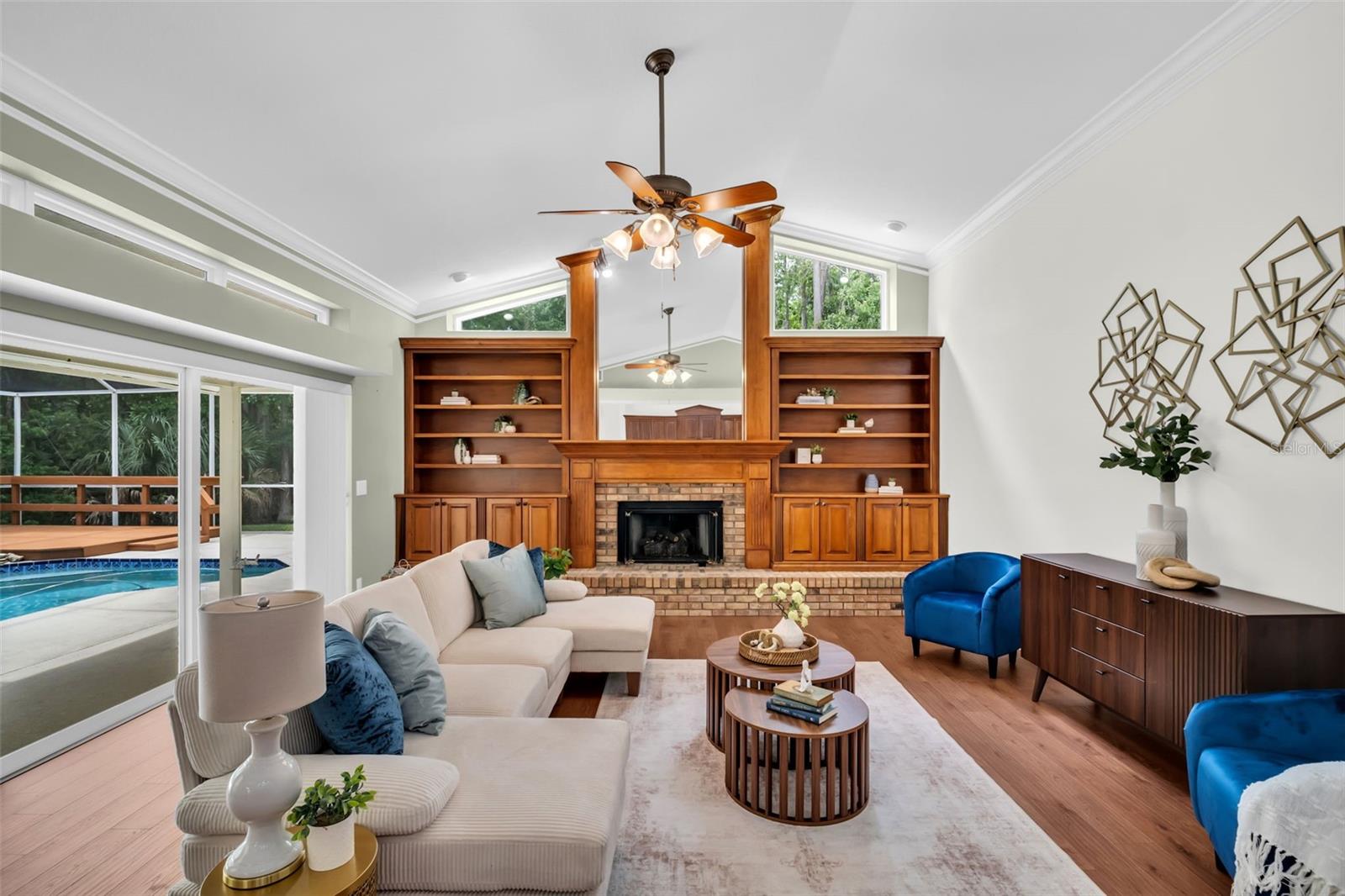 1404 EAST LAKE WOODLANDS PKWY