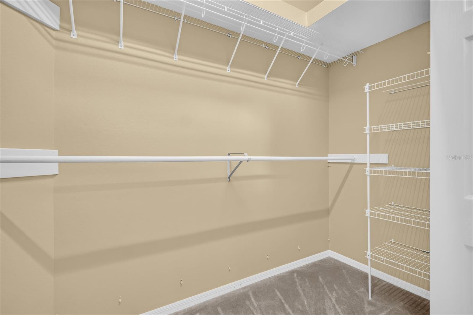 1404 EAST LAKE WOODLANDS PKWY