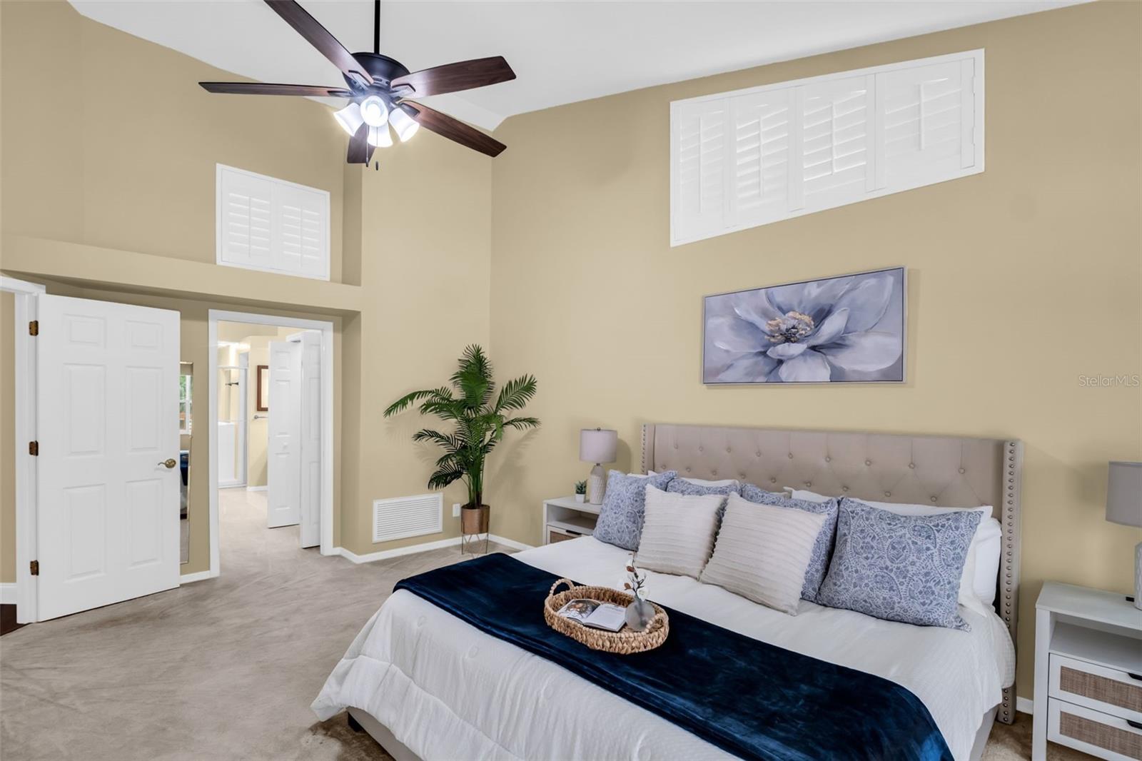 1404 EAST LAKE WOODLANDS PKWY