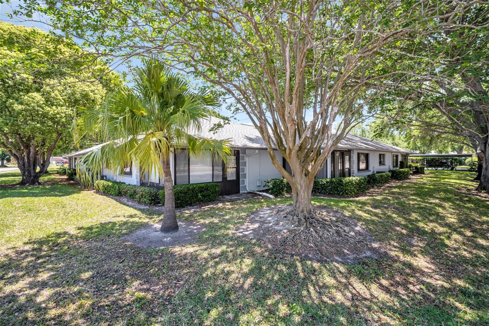 2765 COUNTRYSIDE BLVD #104