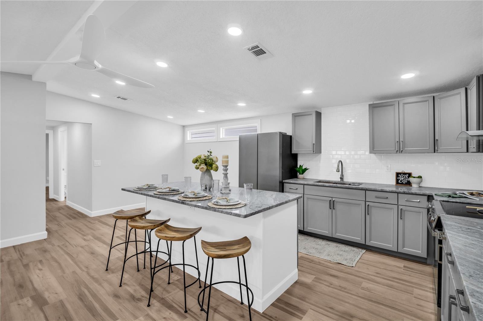 193 BLUE MARLIN DR