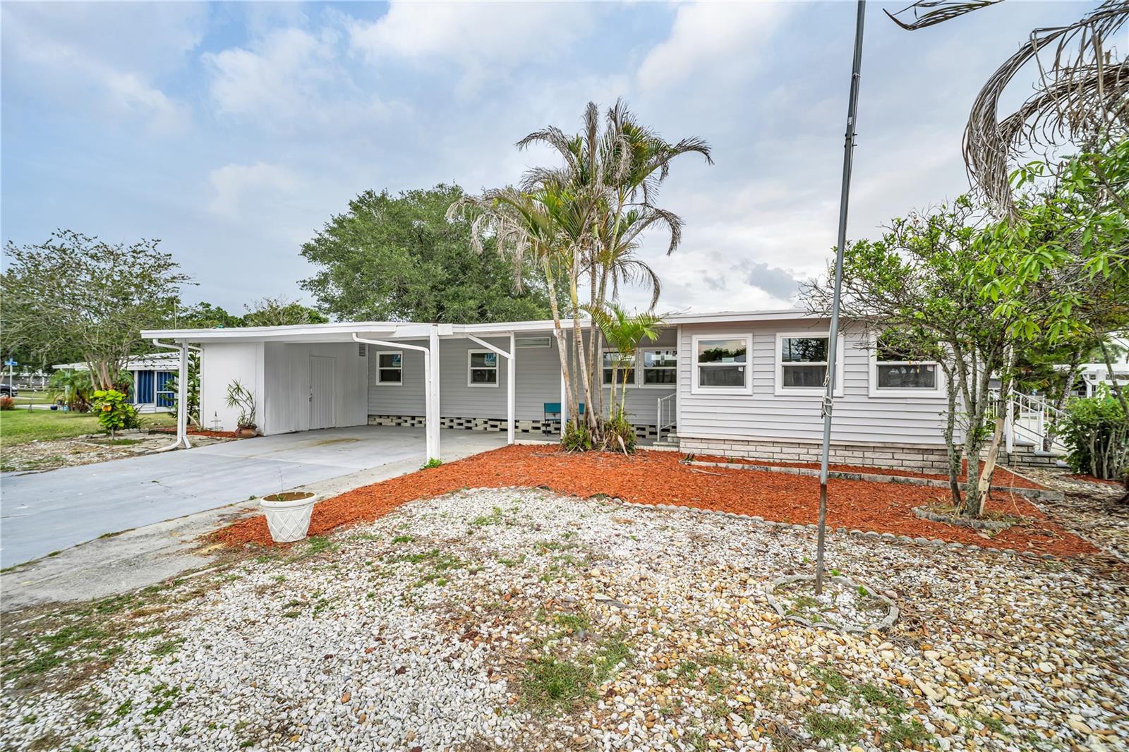 193 BLUE MARLIN DR