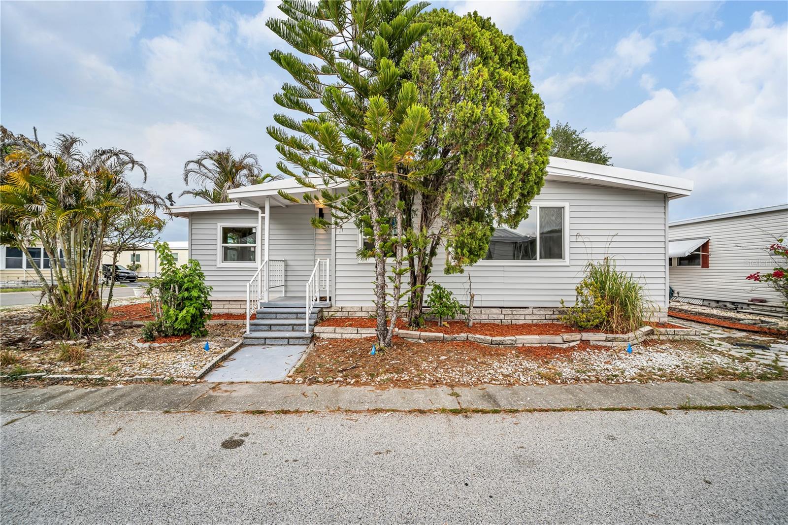 193 BLUE MARLIN DR
