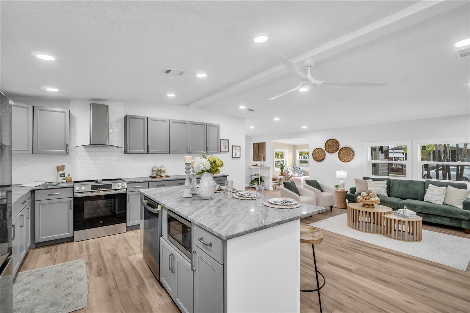 193 BLUE MARLIN DR