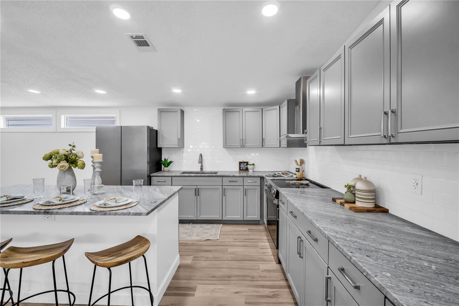 193 BLUE MARLIN DR
