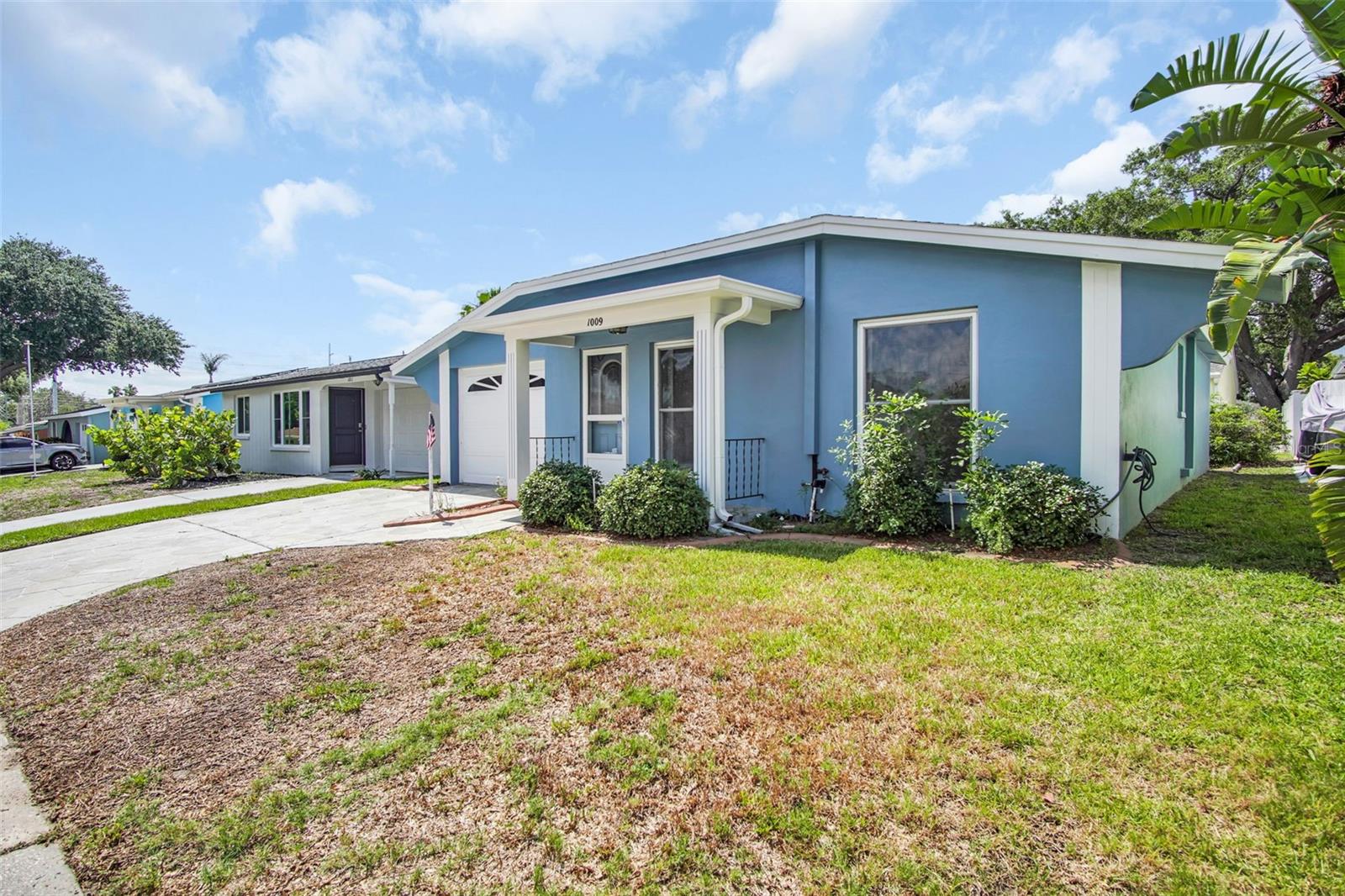 1009 CRANE CT