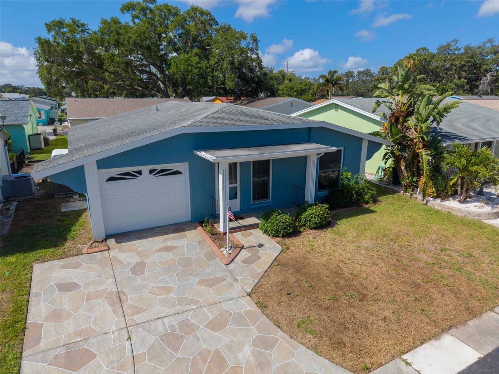1009 CRANE CT