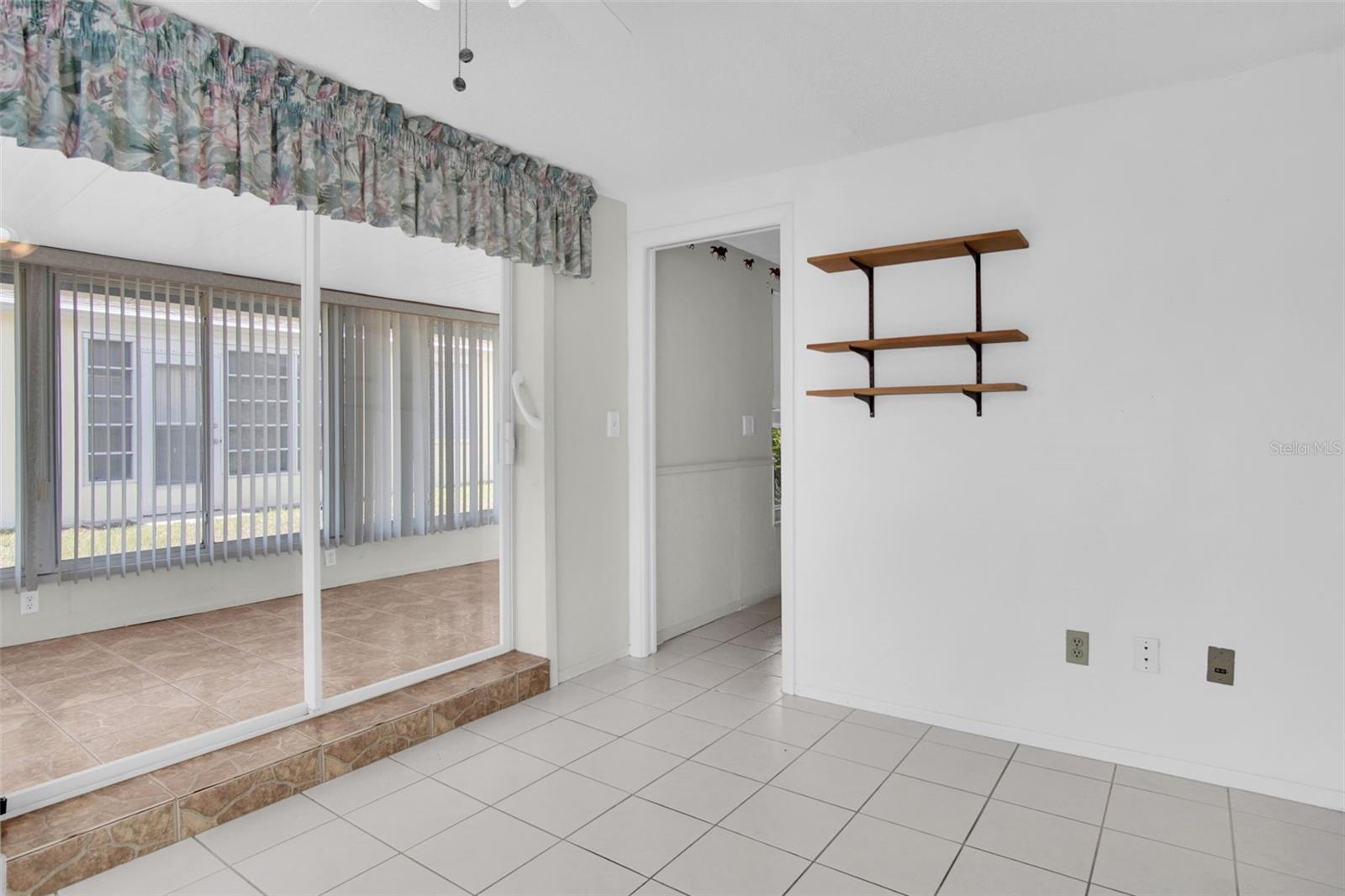 1009 CRANE CT