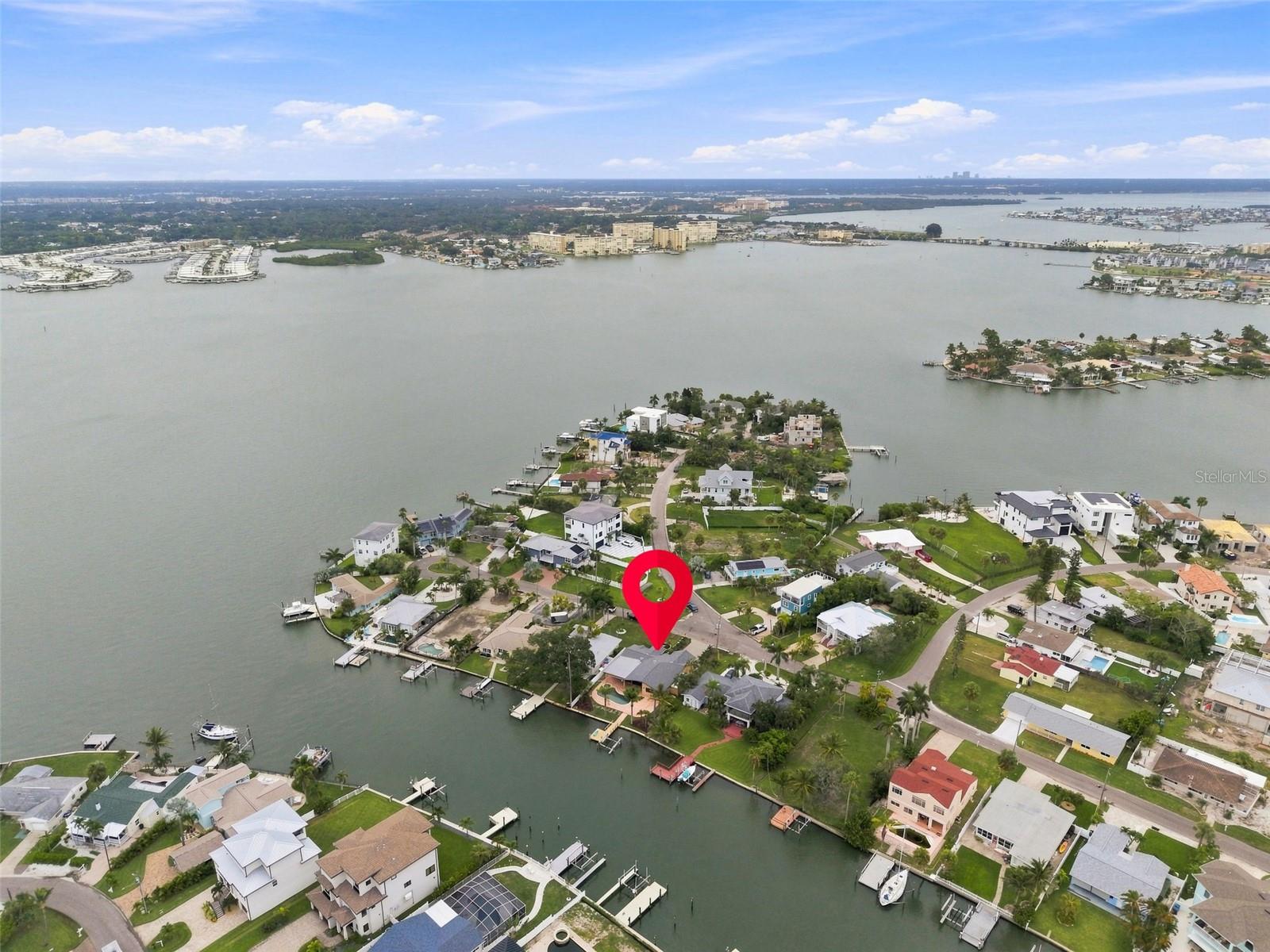 15918 REDINGTON DR