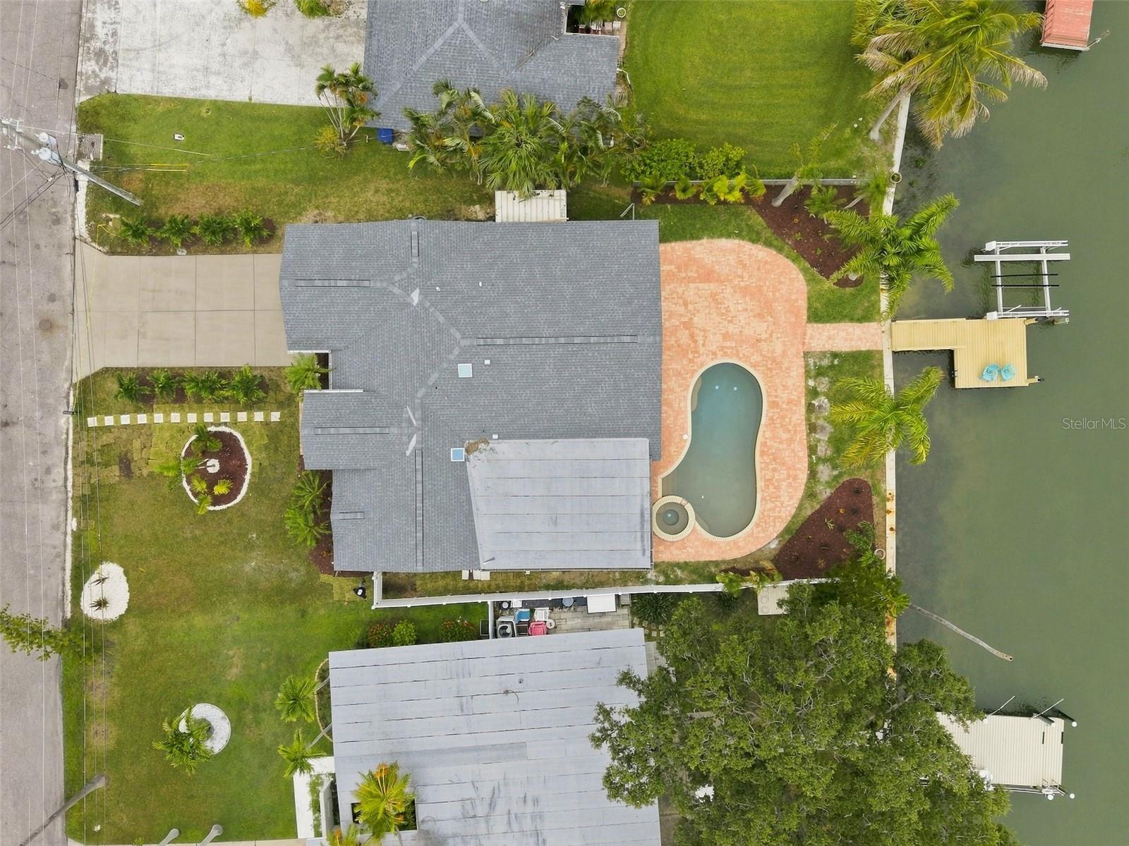 15918 REDINGTON DR