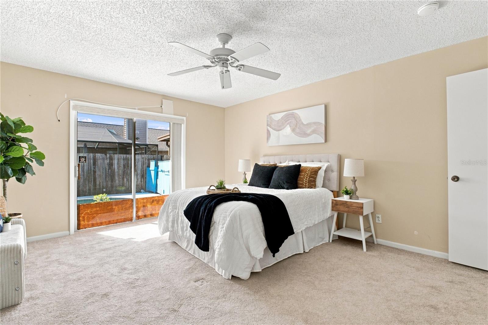 6803 LONGPOINTE WAY