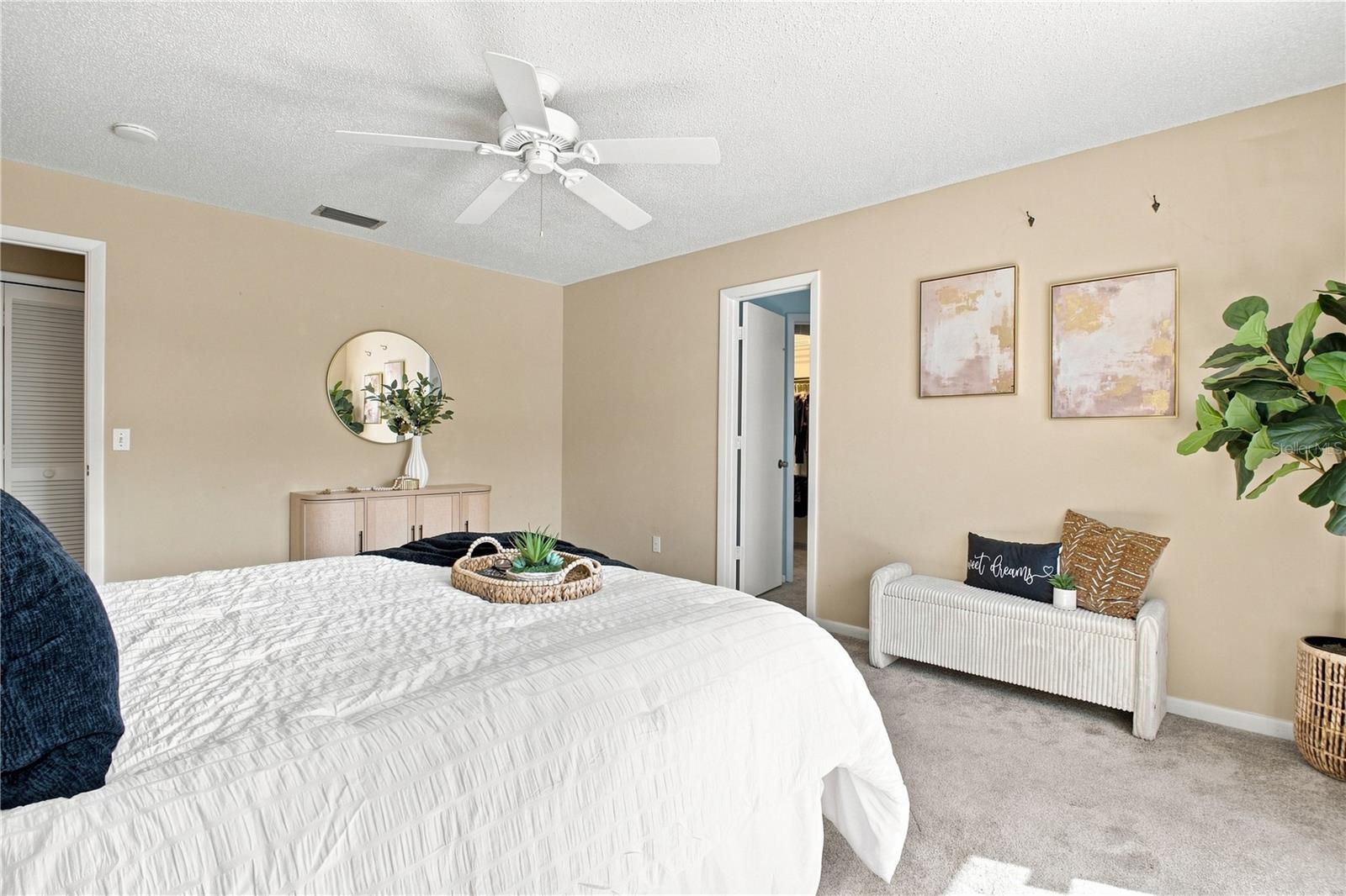 6803 LONGPOINTE WAY