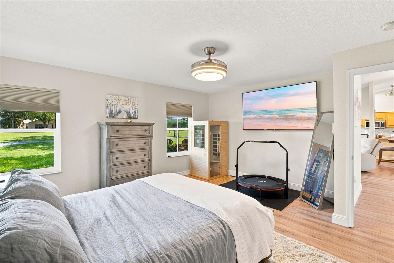 1236 FLORA VISTA ST