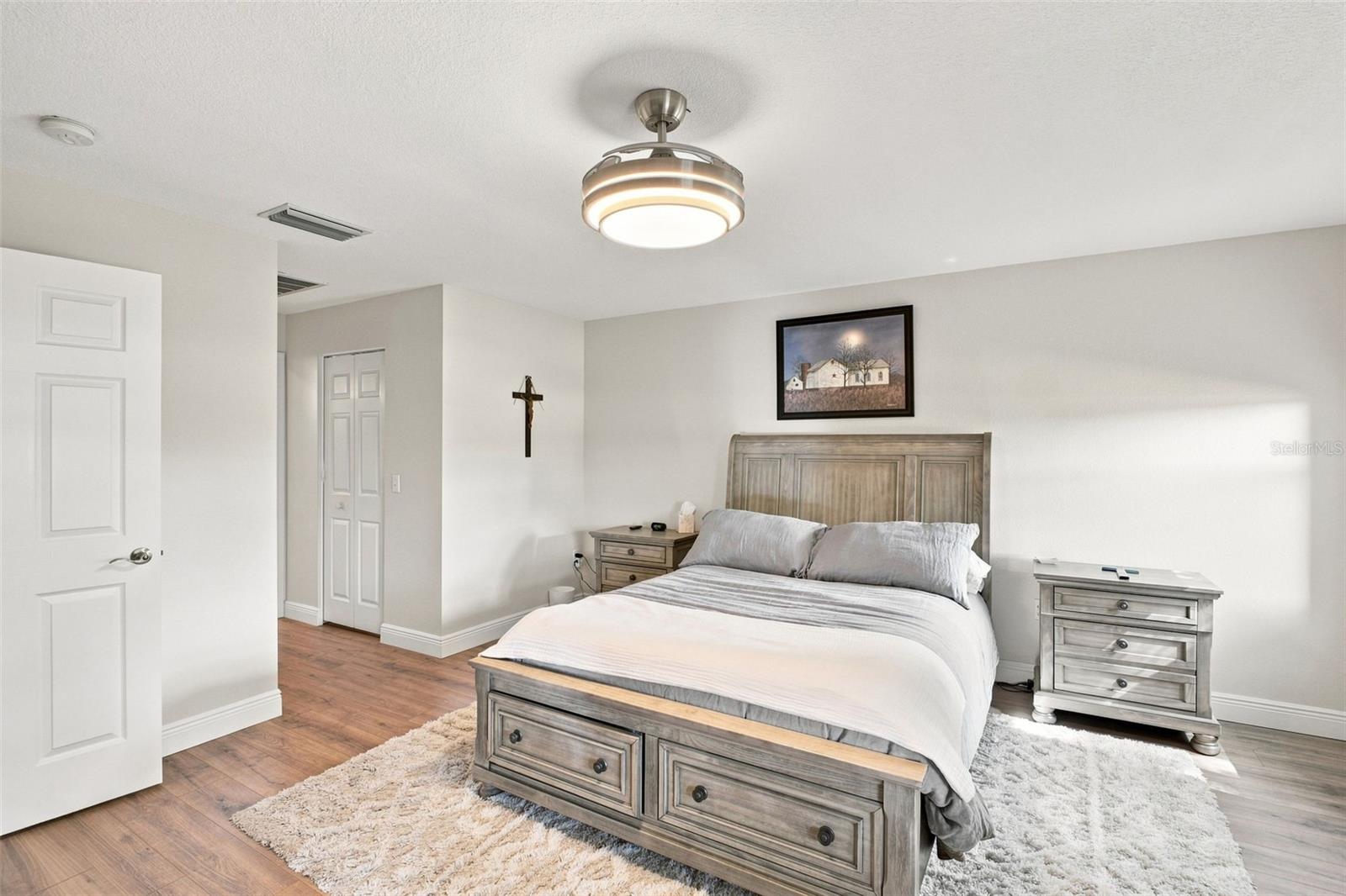1236 FLORA VISTA ST