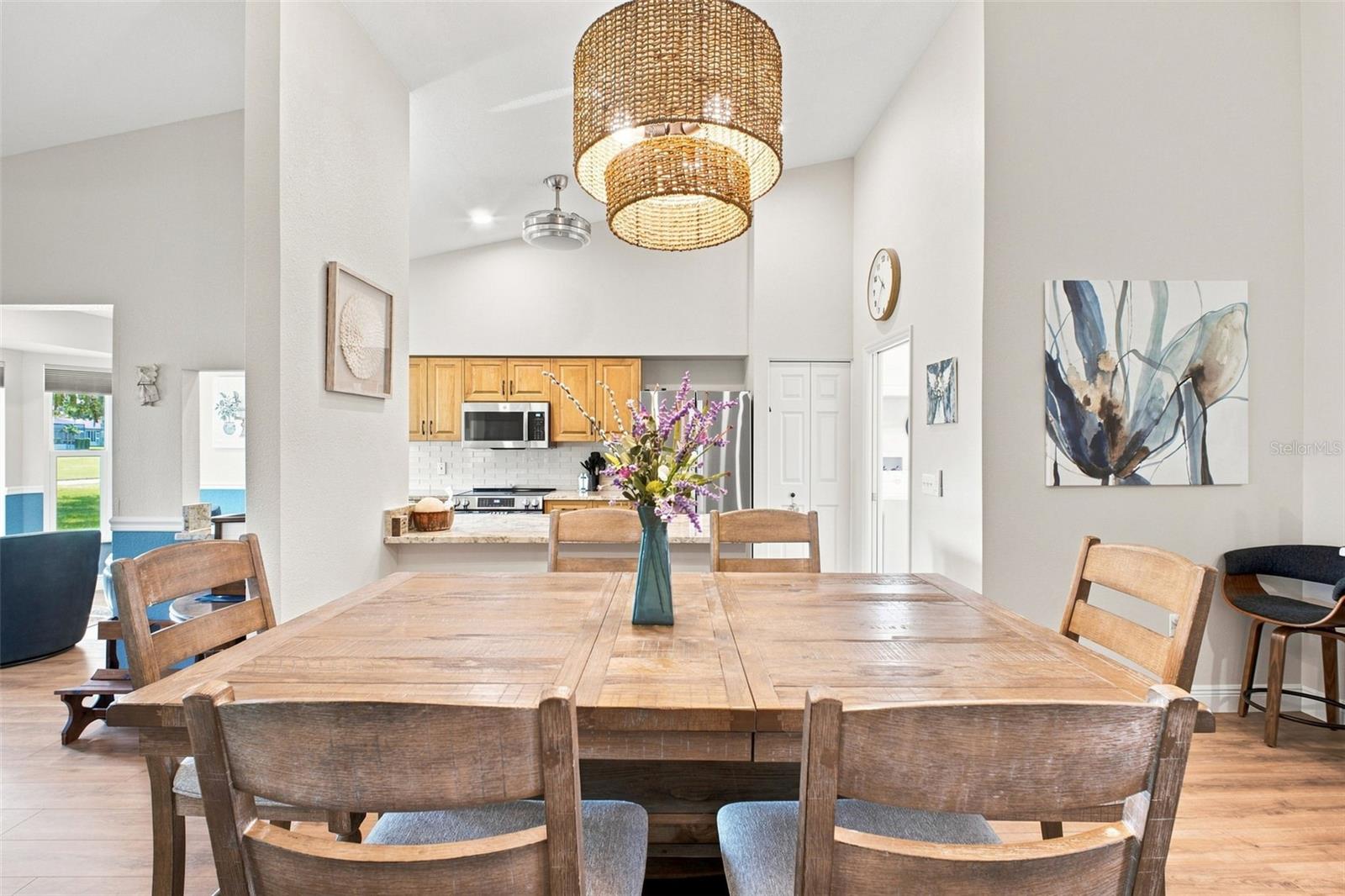 1236 FLORA VISTA ST
