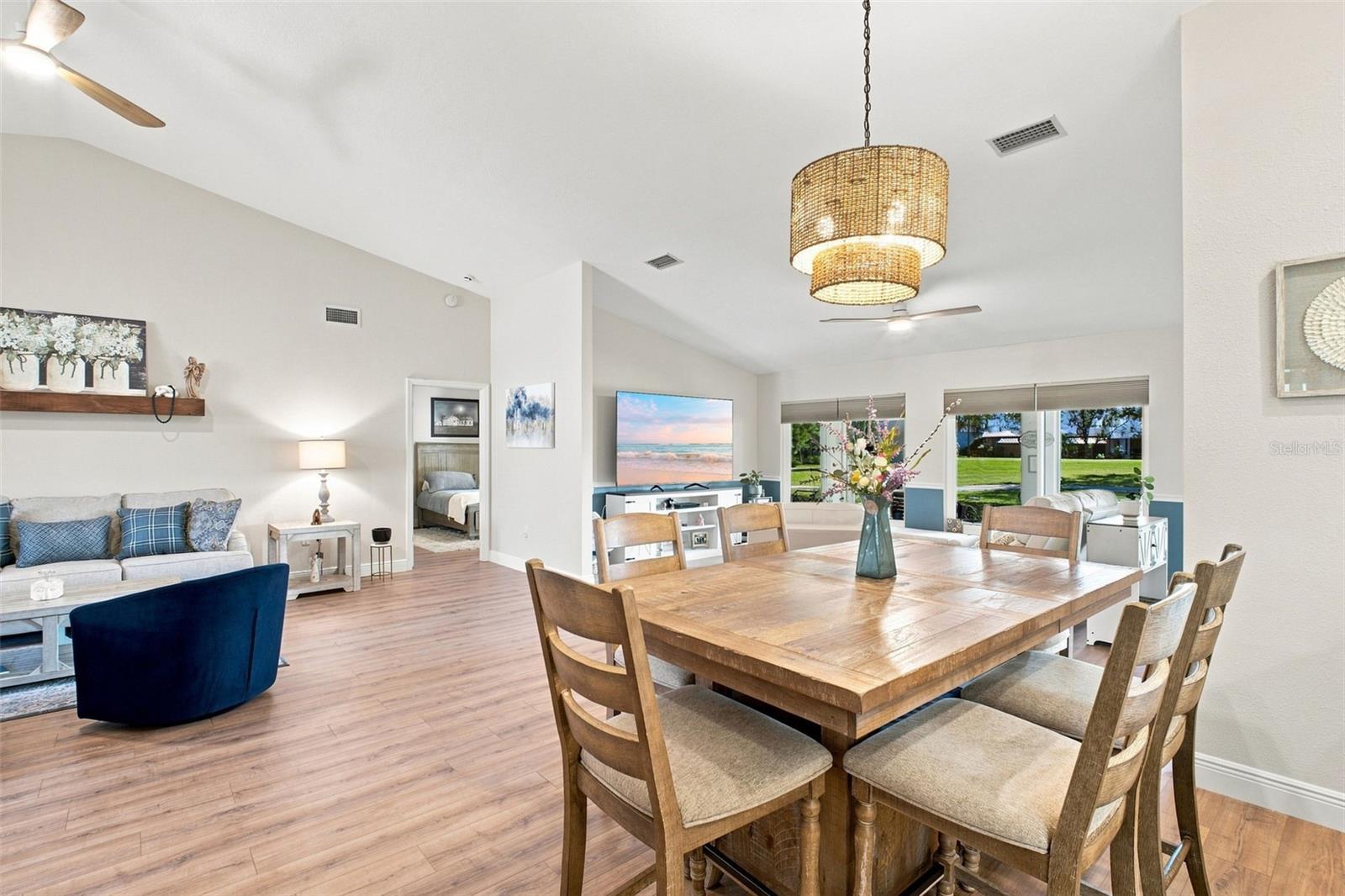 1236 FLORA VISTA ST
