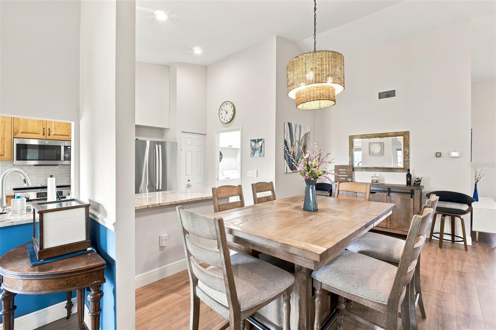 1236 FLORA VISTA ST