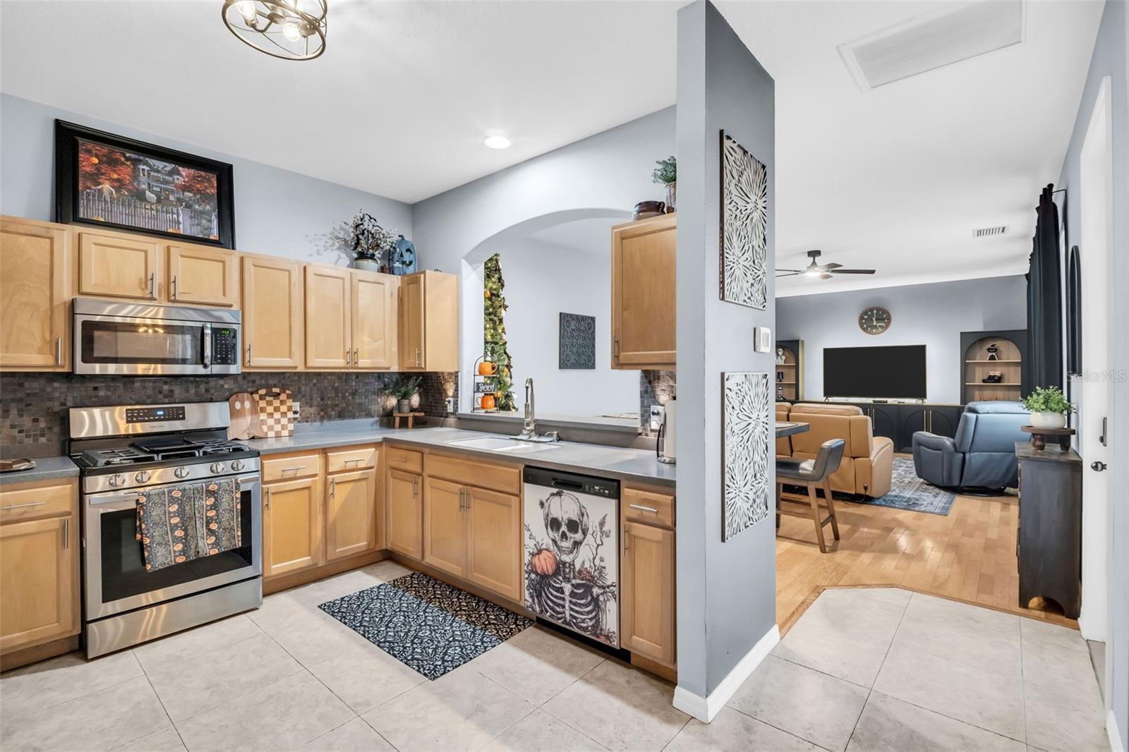 10125 PALLADIO DR