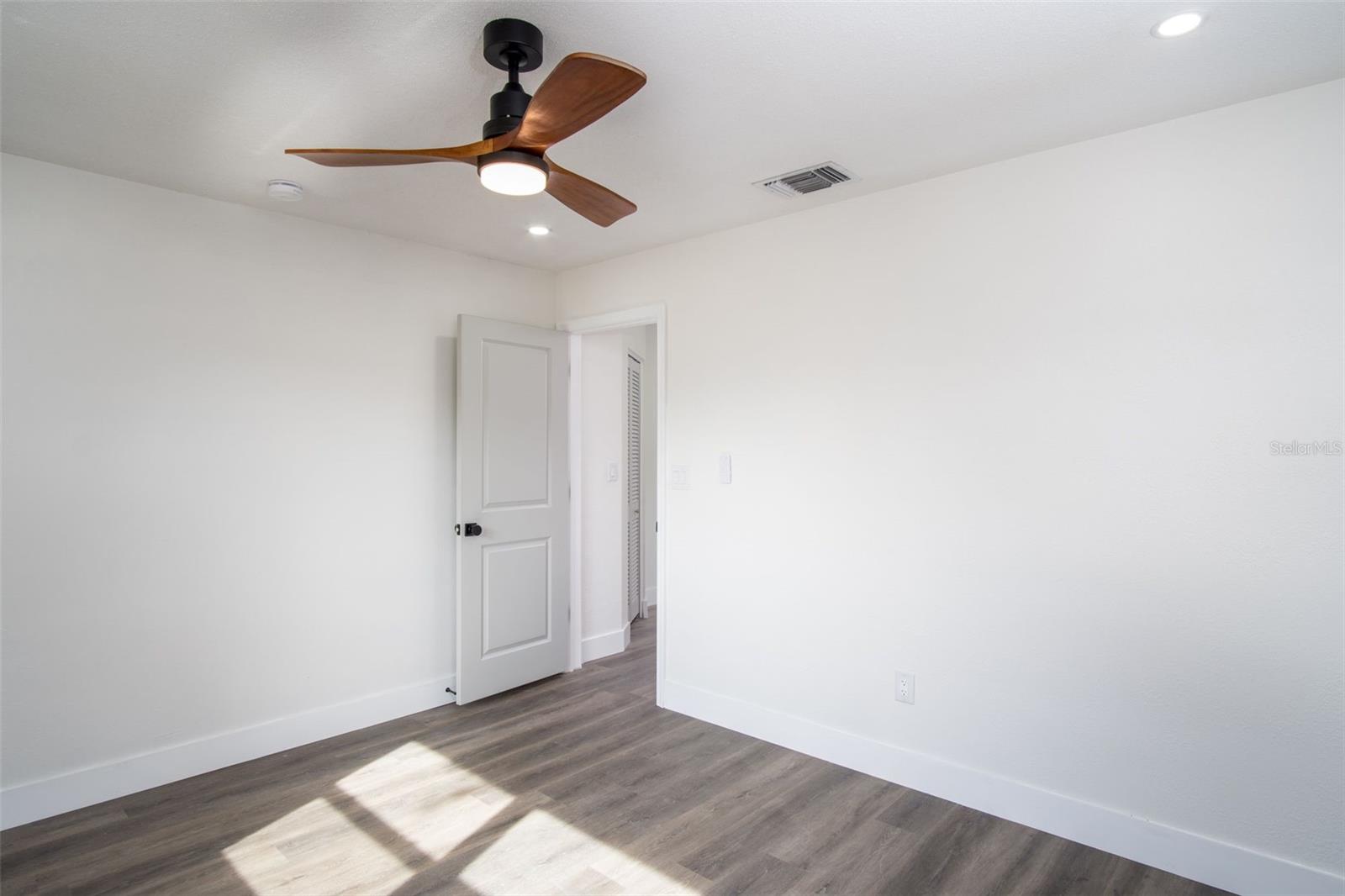 310 HOLLY HILL RD