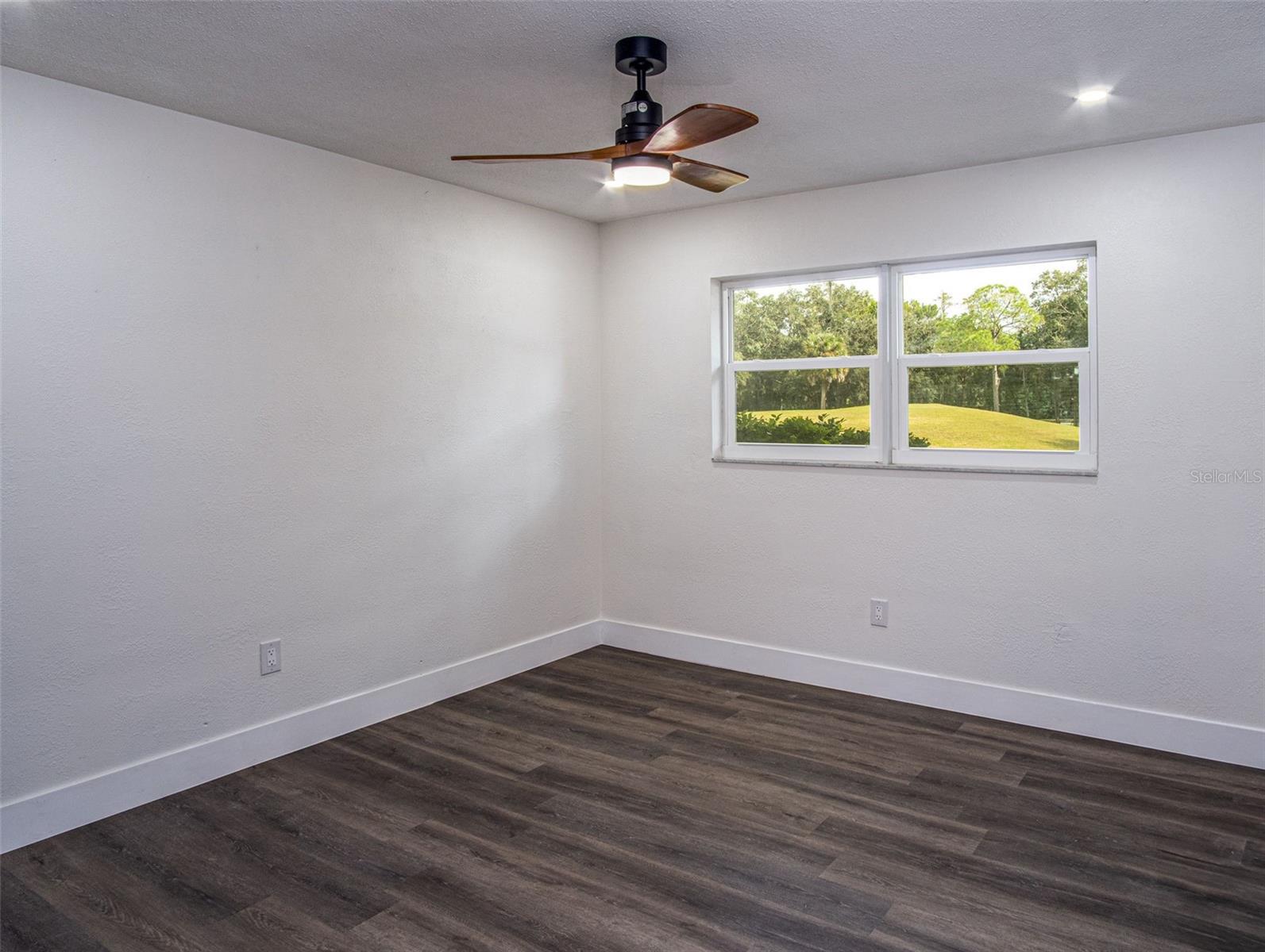 310 HOLLY HILL RD