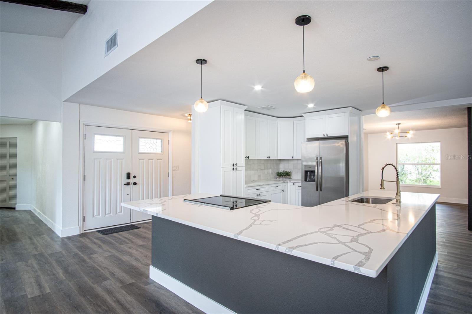 310 HOLLY HILL RD