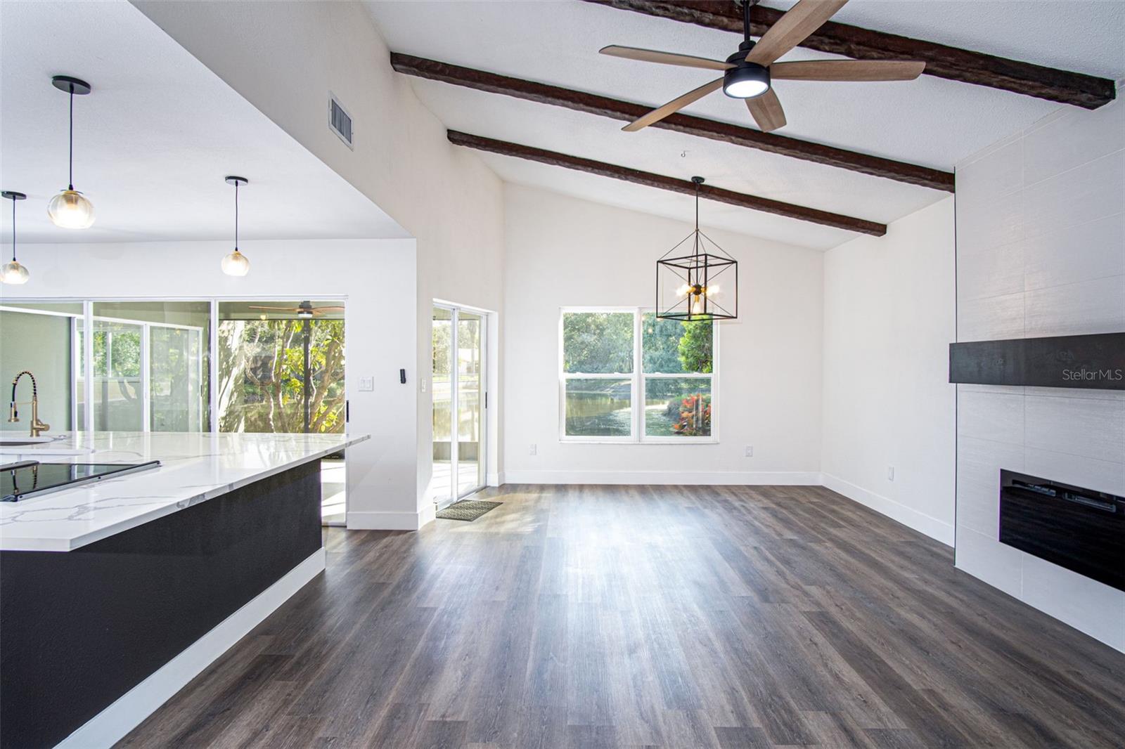 310 HOLLY HILL RD