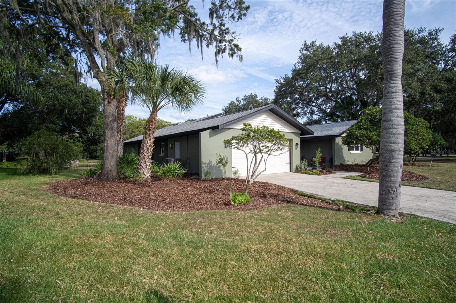310 HOLLY HILL RD