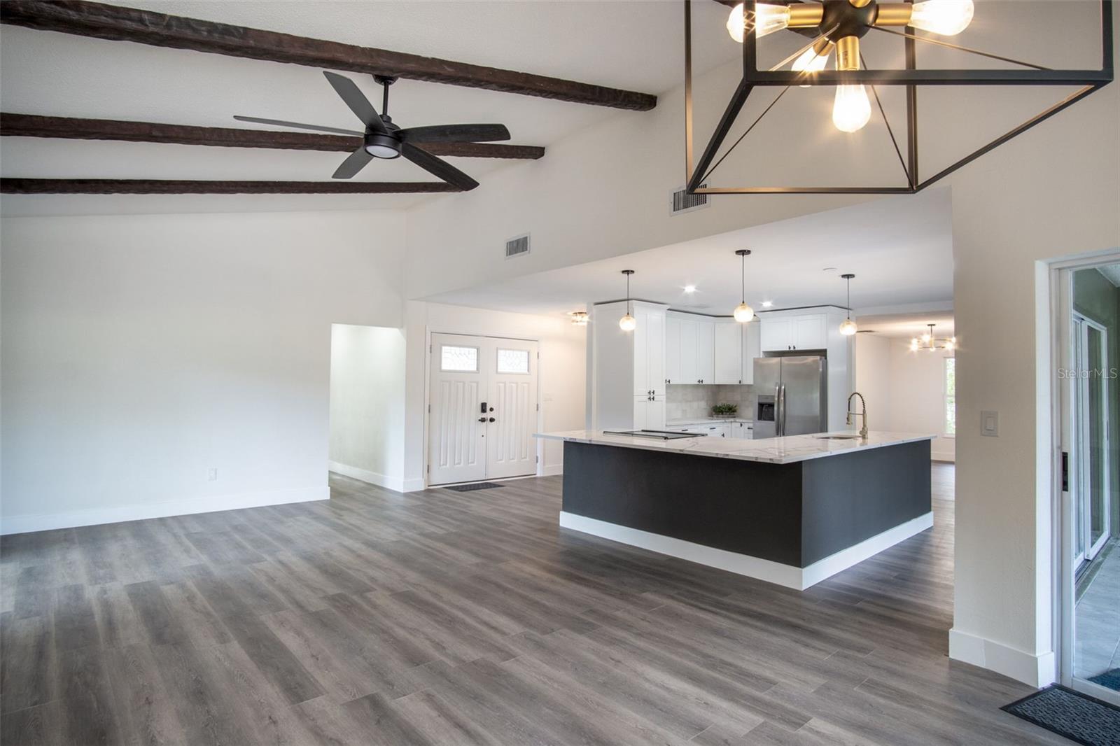 310 HOLLY HILL RD