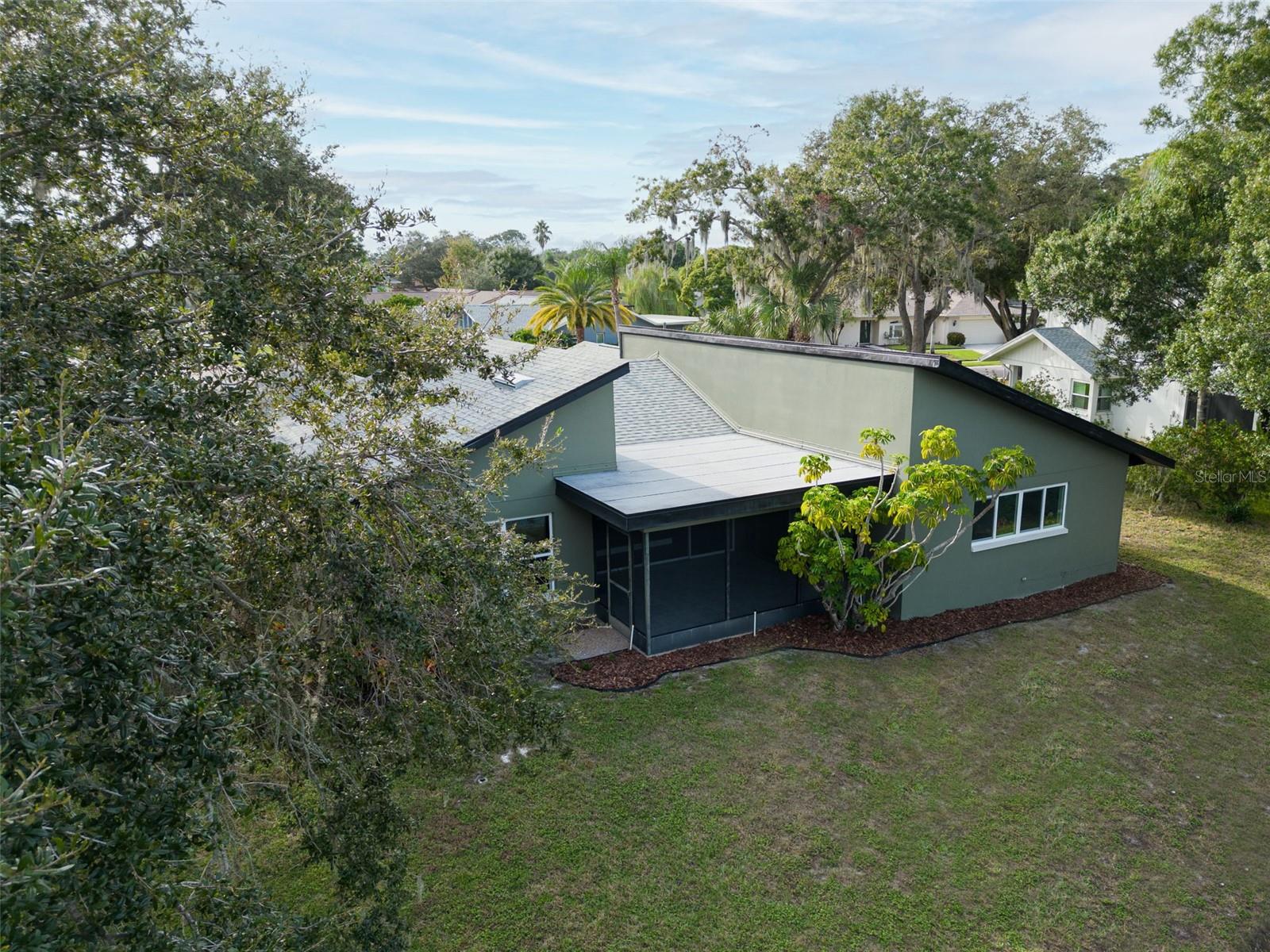 310 HOLLY HILL RD