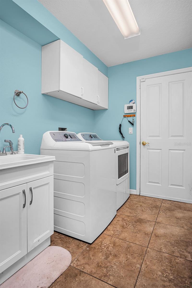 5216 KARLSBURG PL