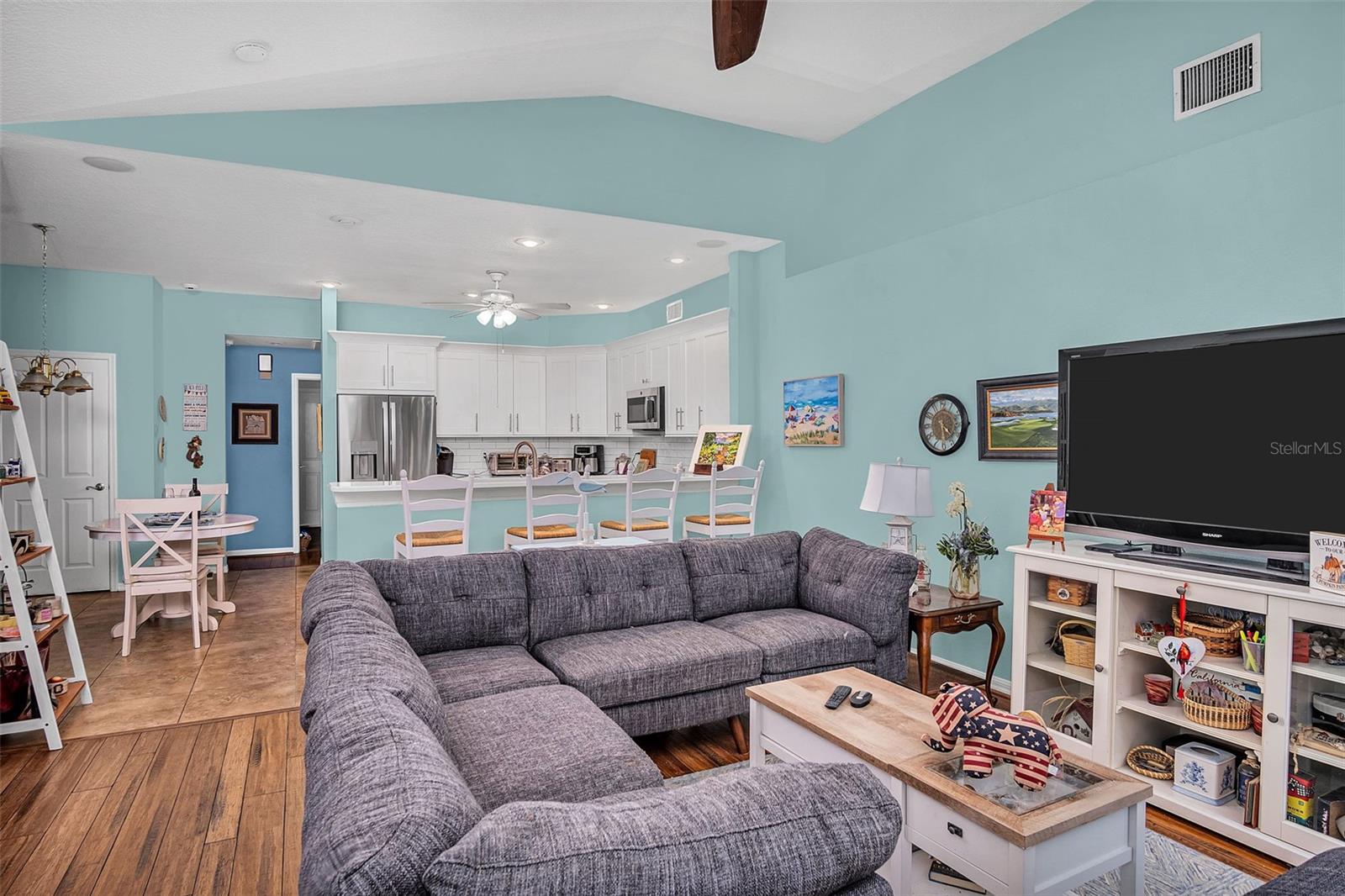 5216 KARLSBURG PL