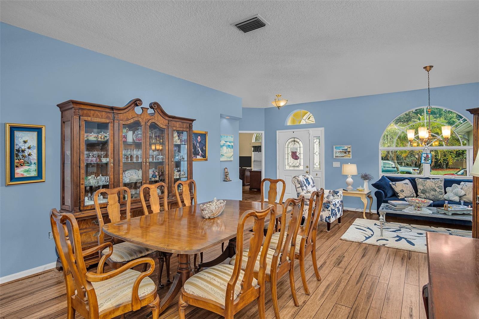 5216 KARLSBURG PL