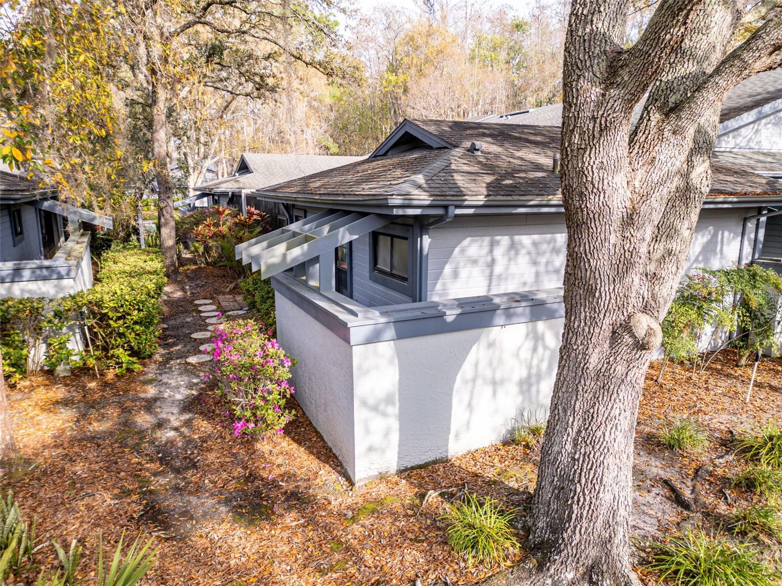 175 PINEWINDS BLVD