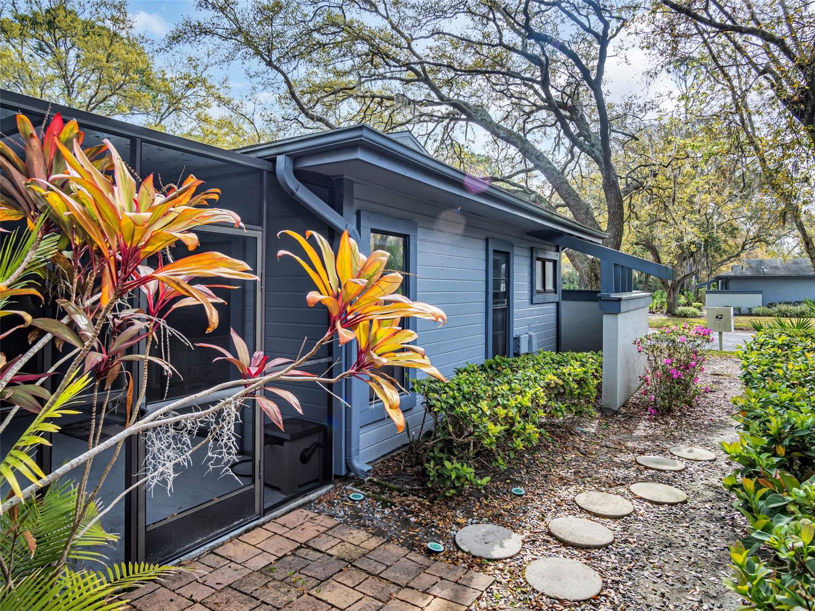 175 PINEWINDS BLVD