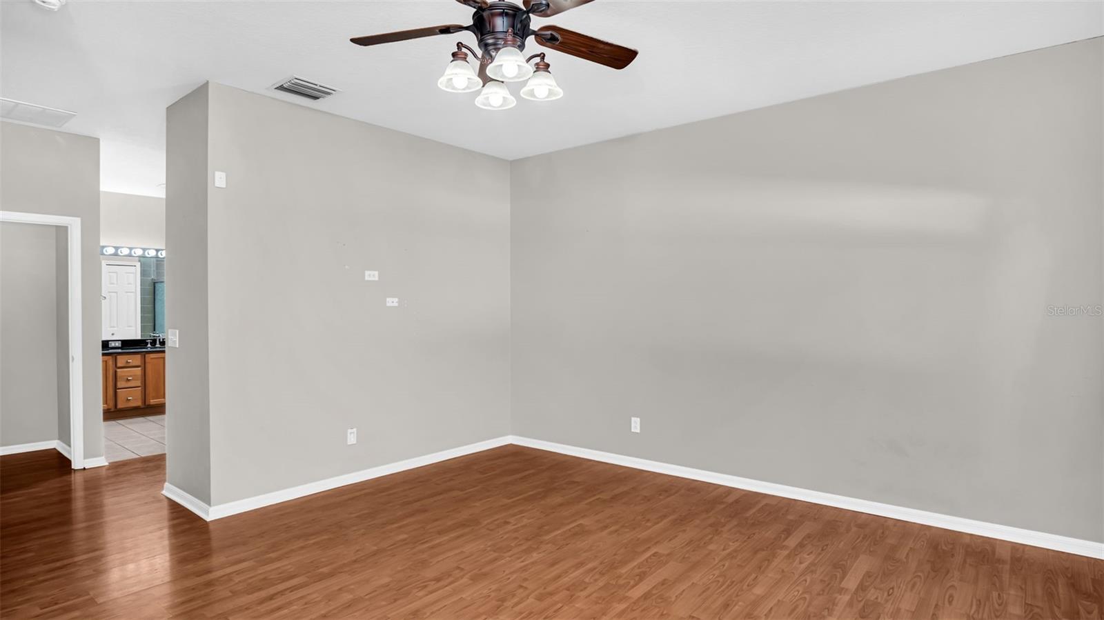 16306 NIKKI LN
