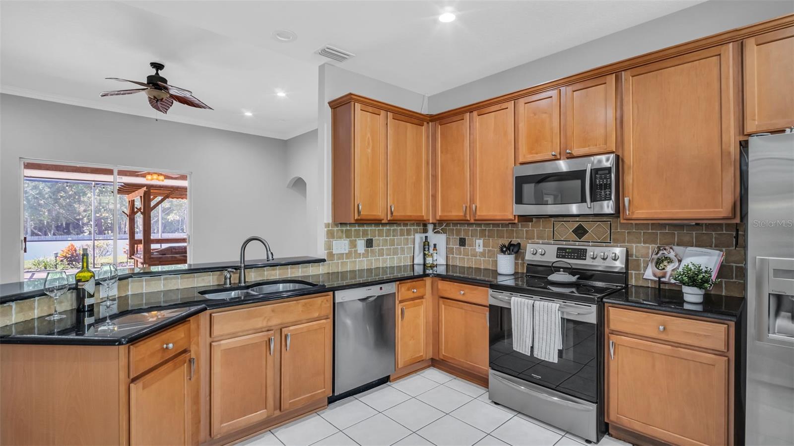 16306 NIKKI LN