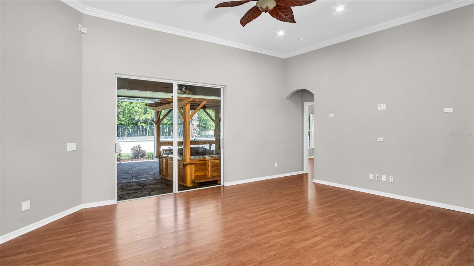16306 NIKKI LN